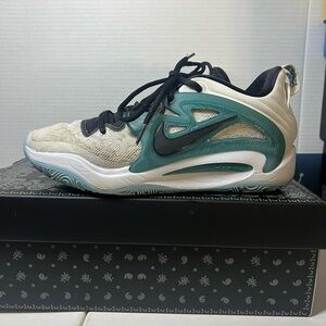 Nike KD 15
Photon Dust Teal